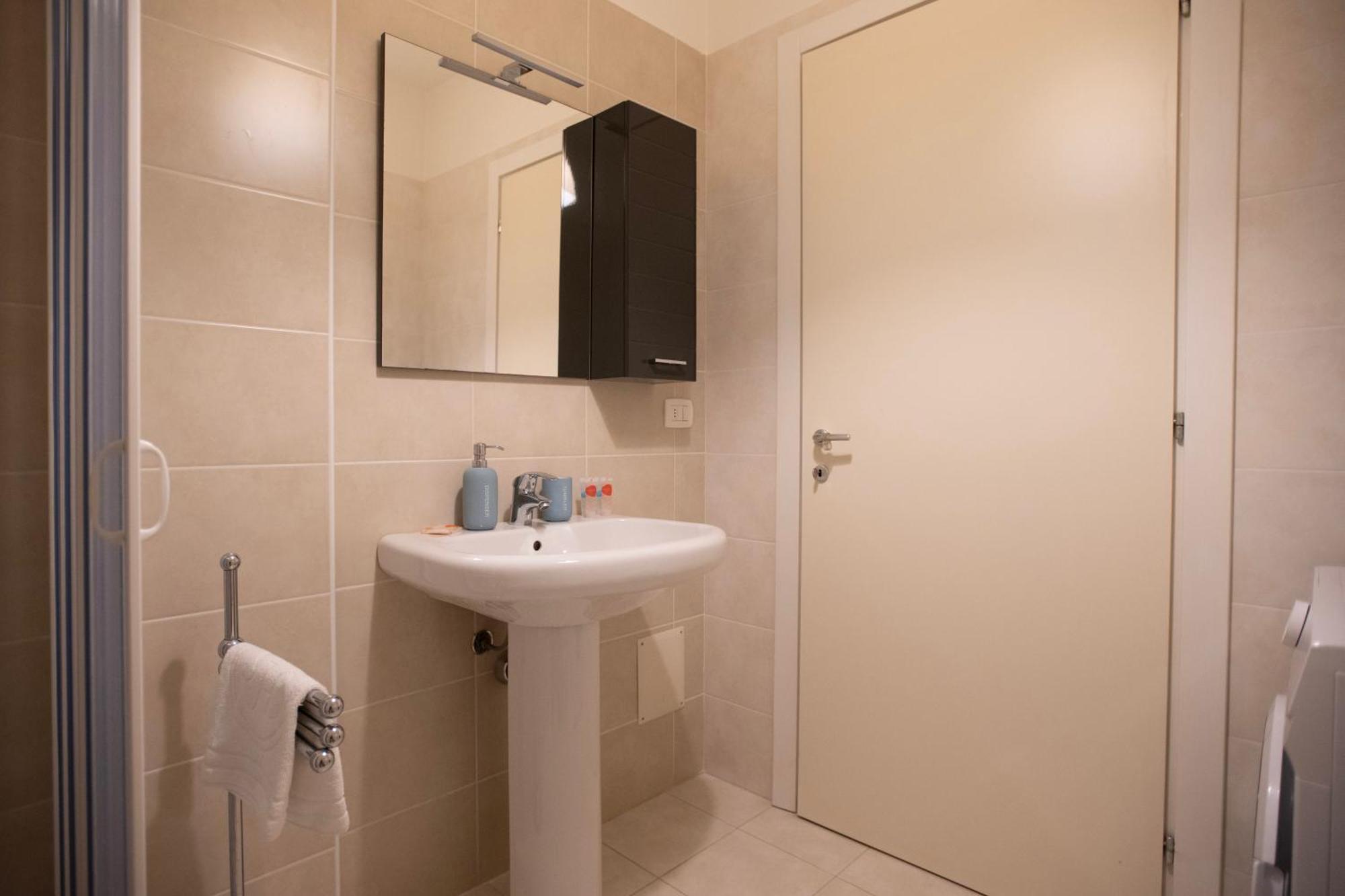 L Arche Comfortrelax Blue Fern House Apartment *