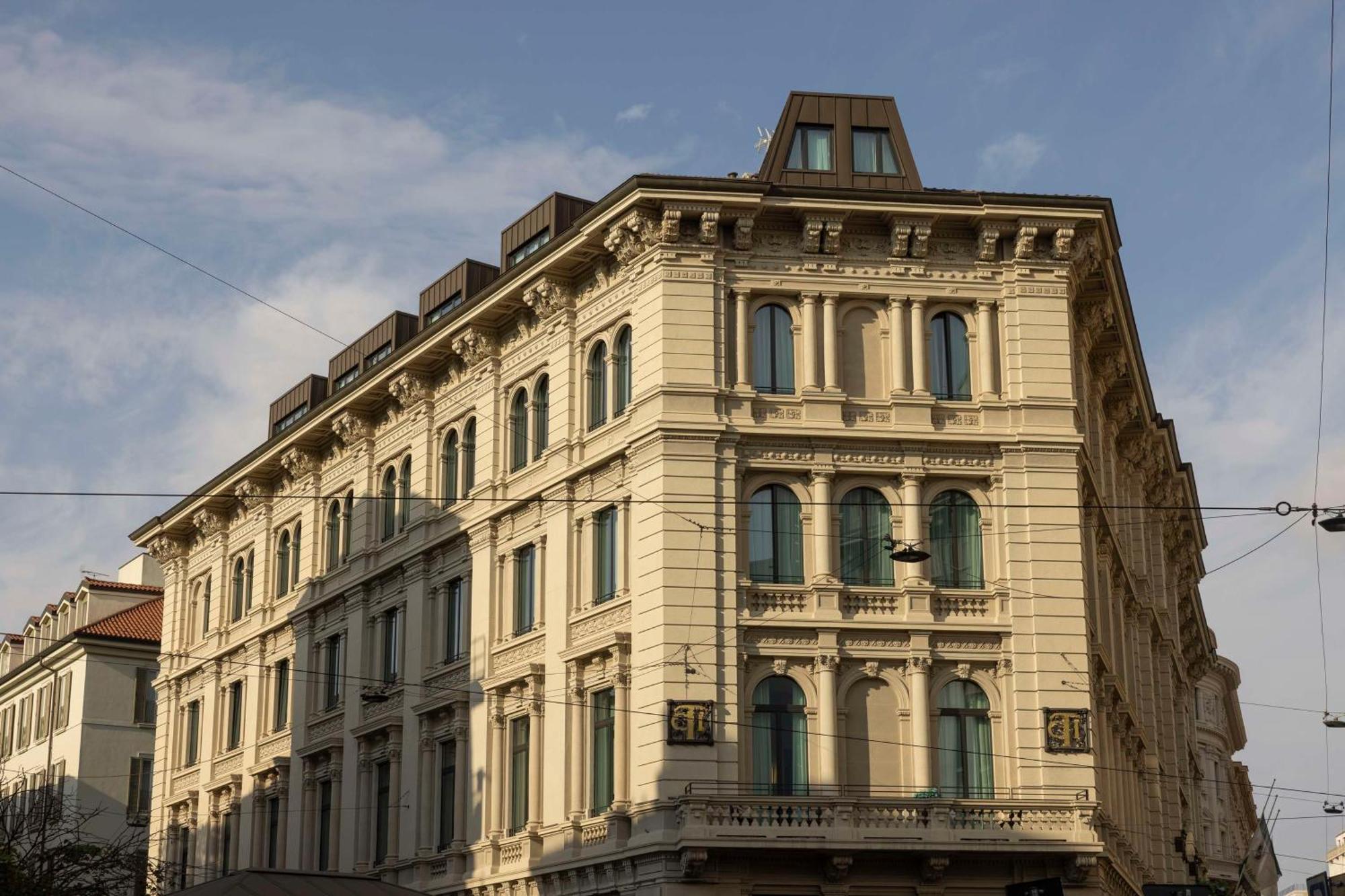 Radisson Collection Hotel, Palazzo Touring Club 5* Milano