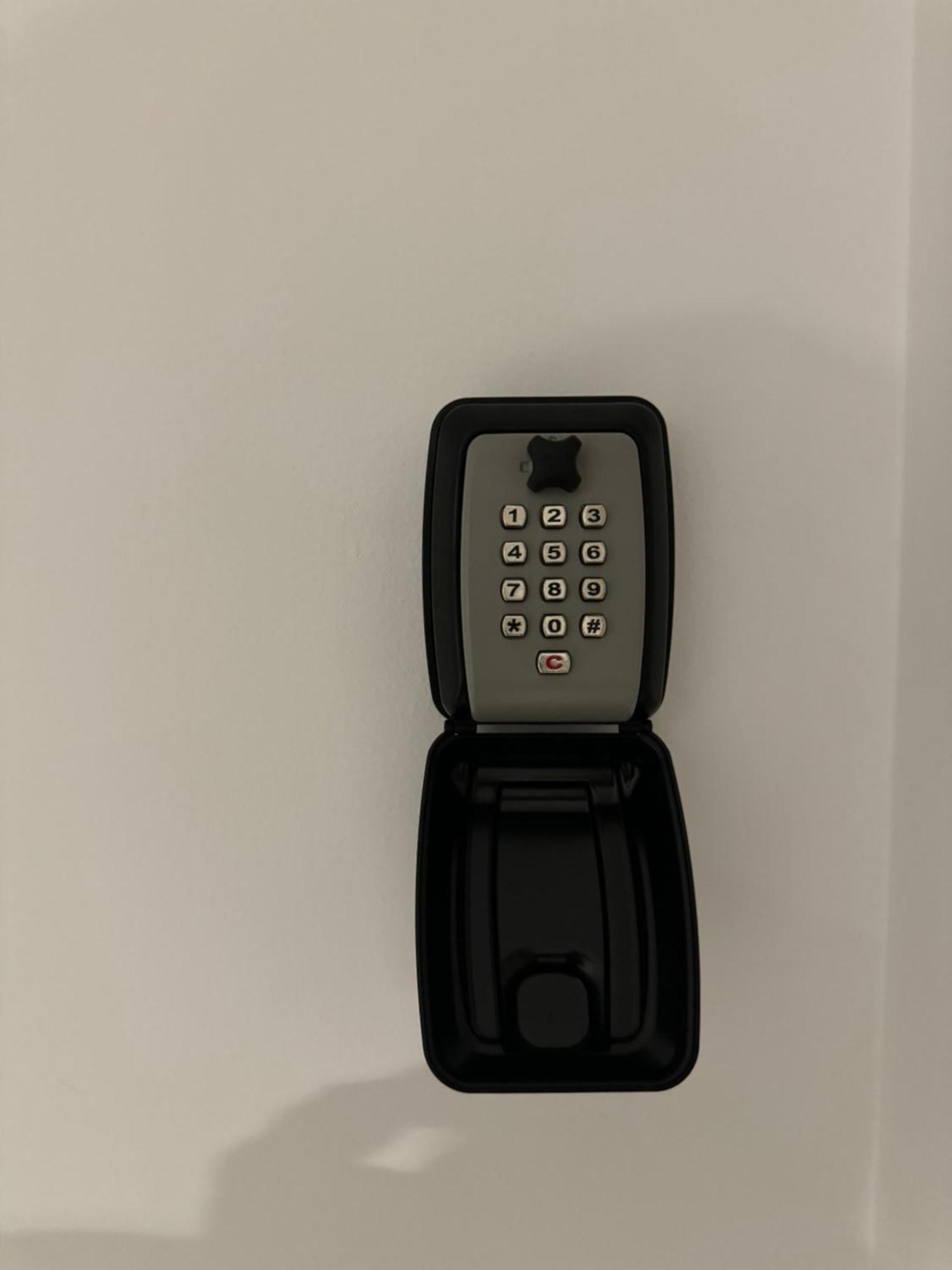 Apartment 6