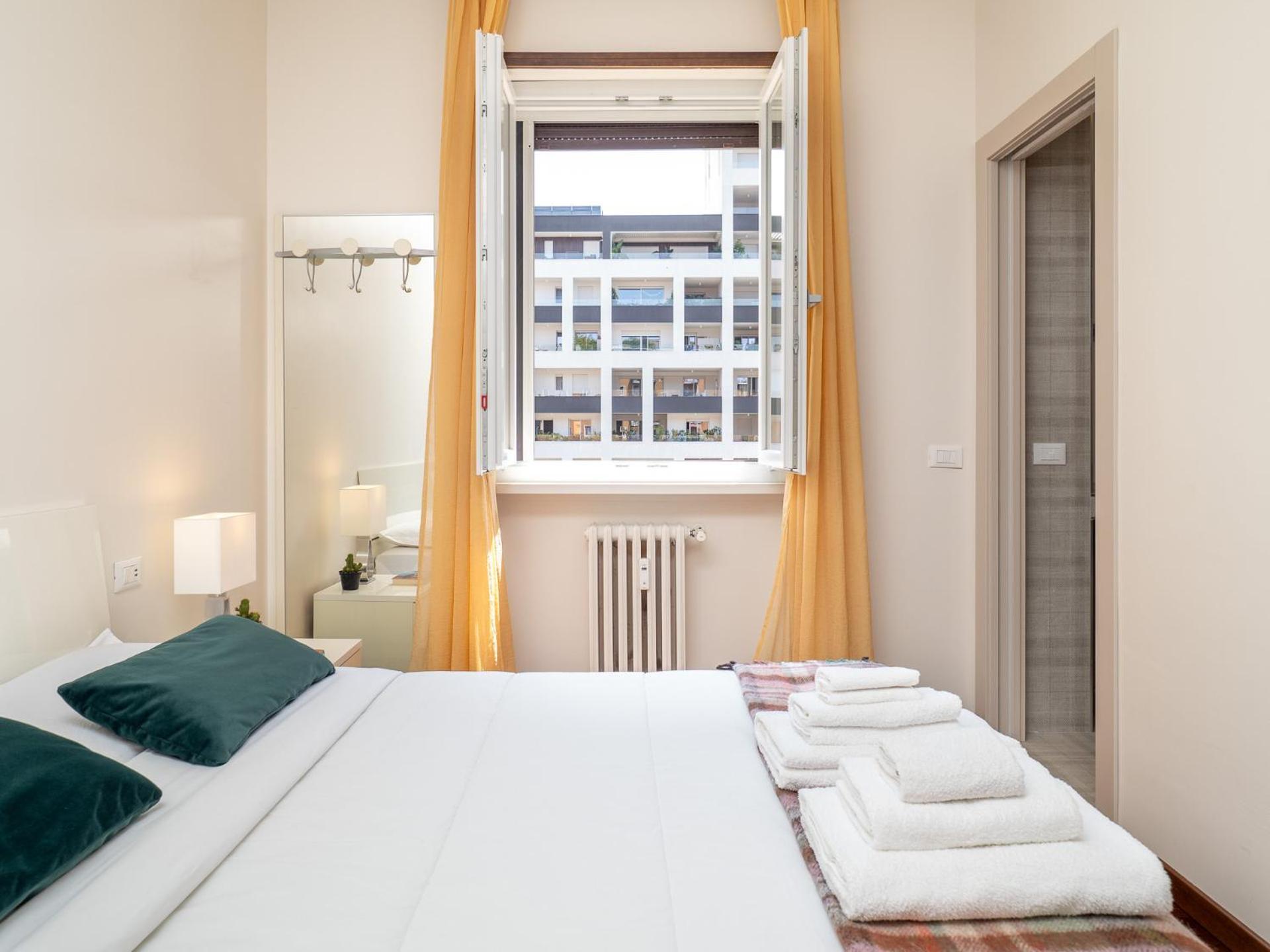 Stylish Flat With Balcony - 15 Min To Duomo Lejlighed