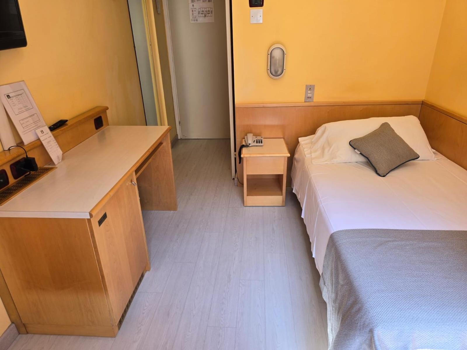 Hotel Mokinba Sant'ambroeus 3*