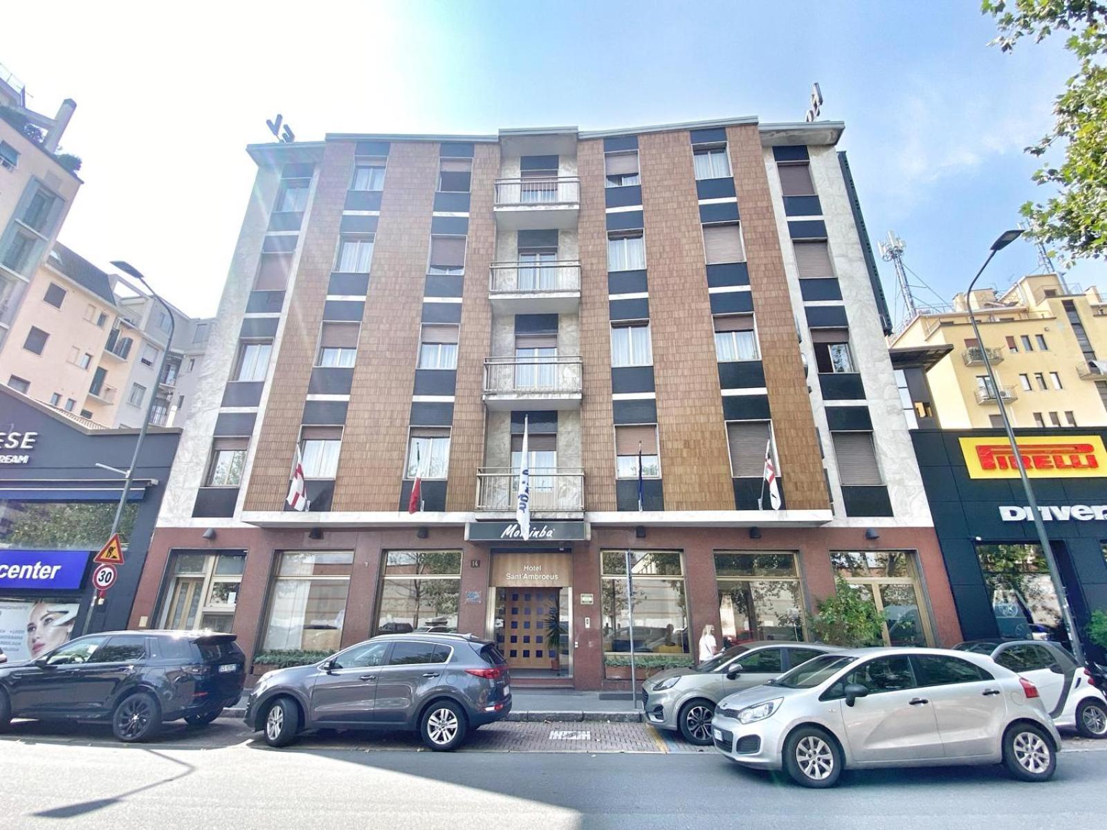 Hotel Mokinba Sant'ambroeus 3*