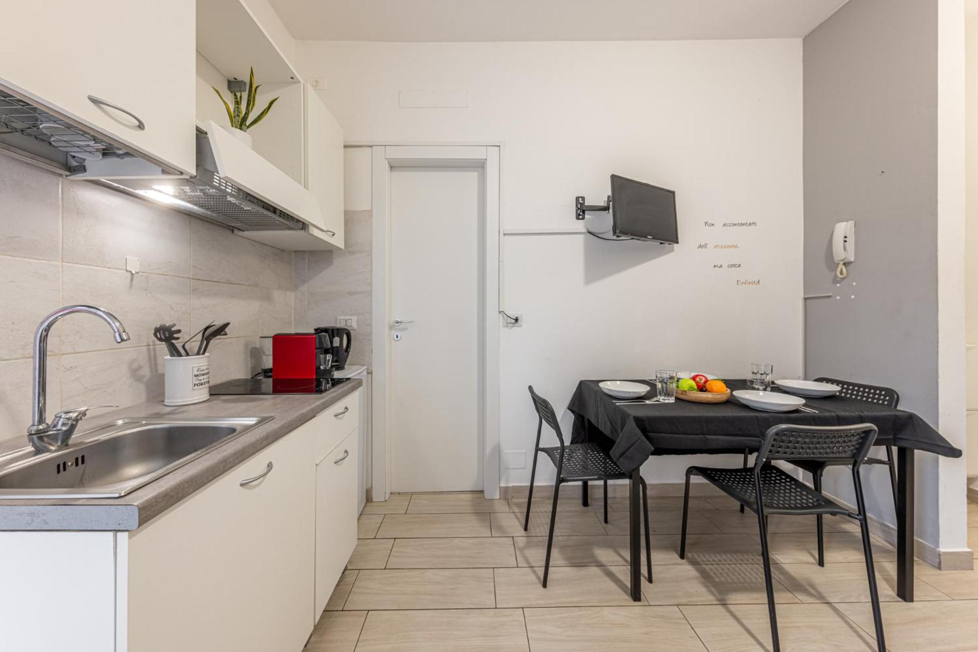 Smart - Near San Siro & Ippodromo Apartment