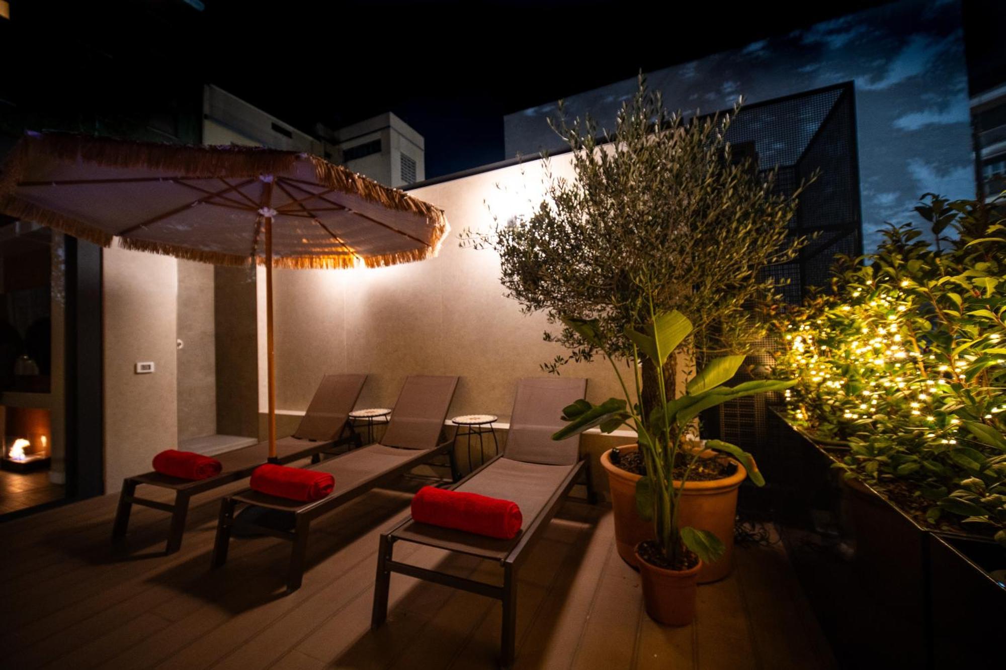 Appartement Modigliani Terrace Jacuzzi Golden House Milaan