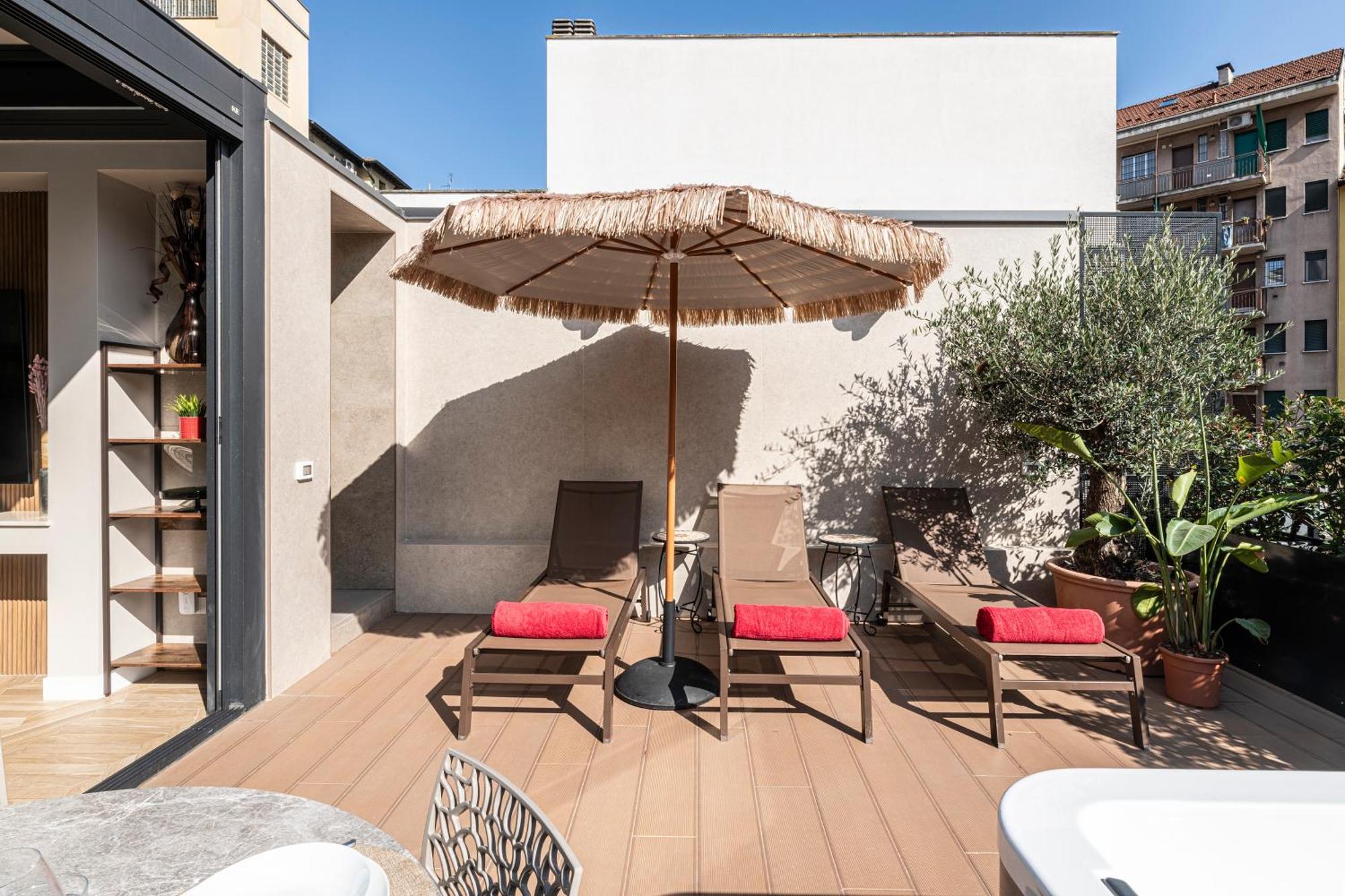 Appartement Modigliani Terrace Jacuzzi Golden House *