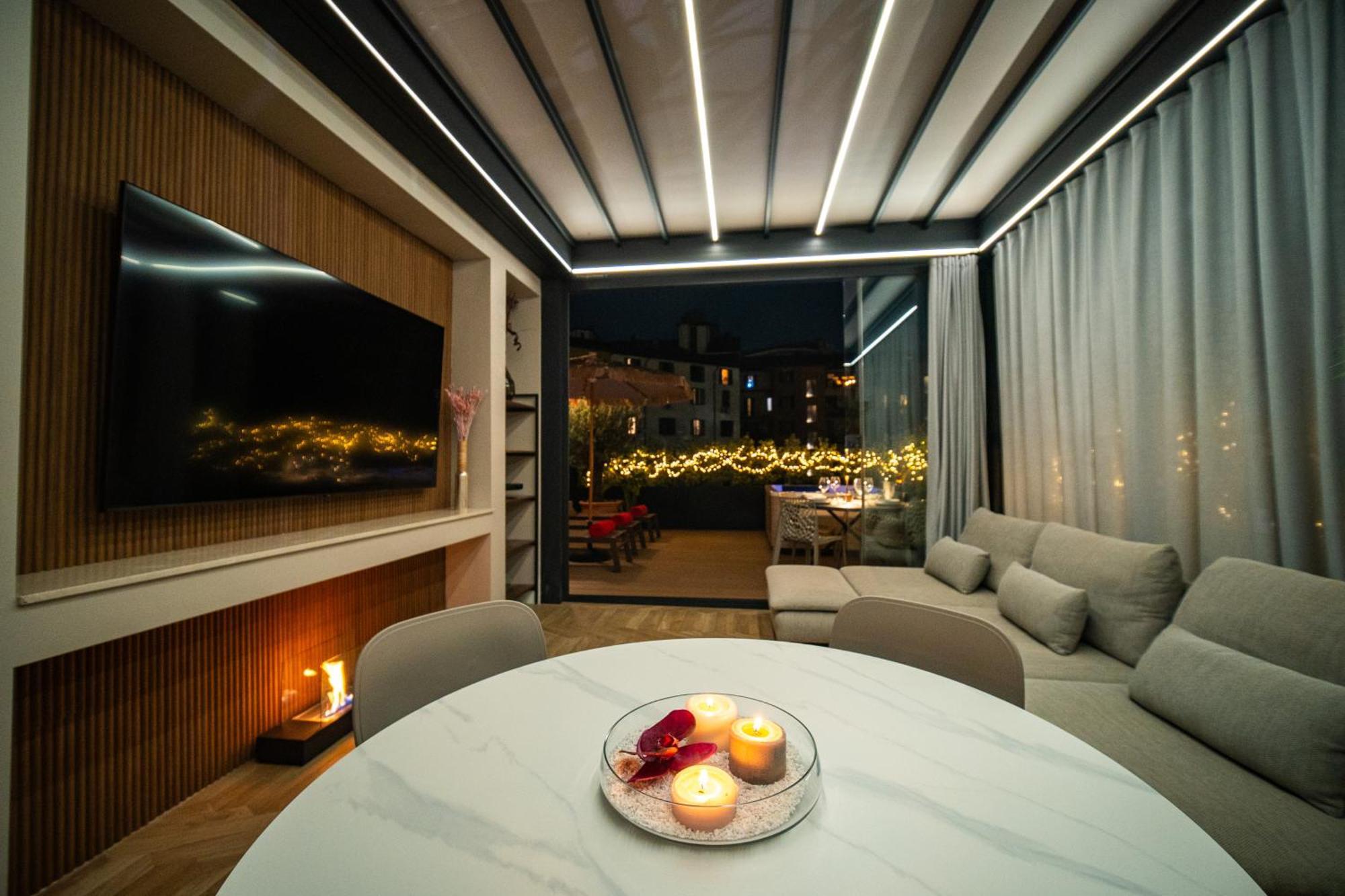 Modigliani Terrace Jacuzzi Golden House Milaan