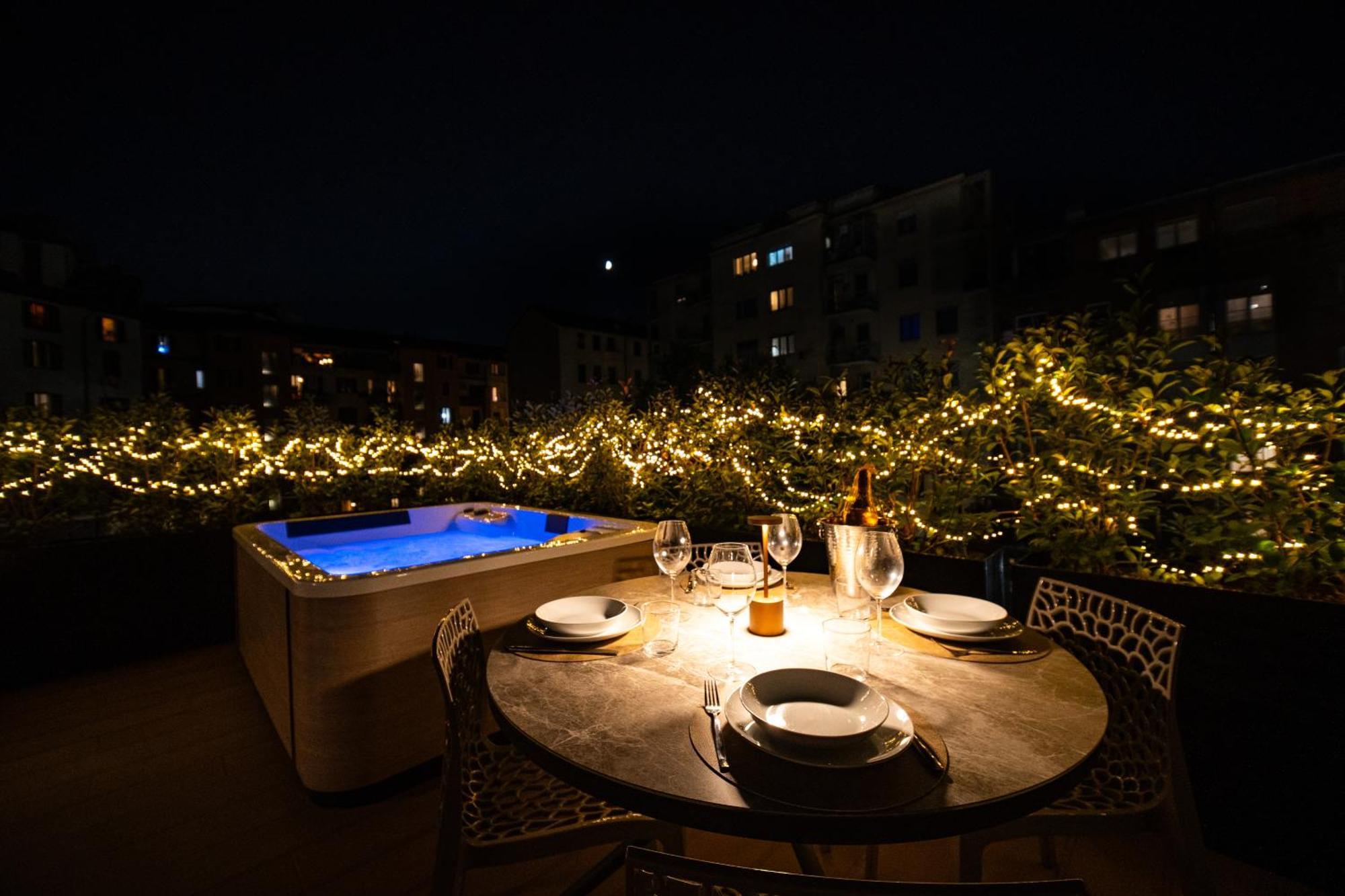 Appartement Modigliani Terrace Jacuzzi Golden House Milaan