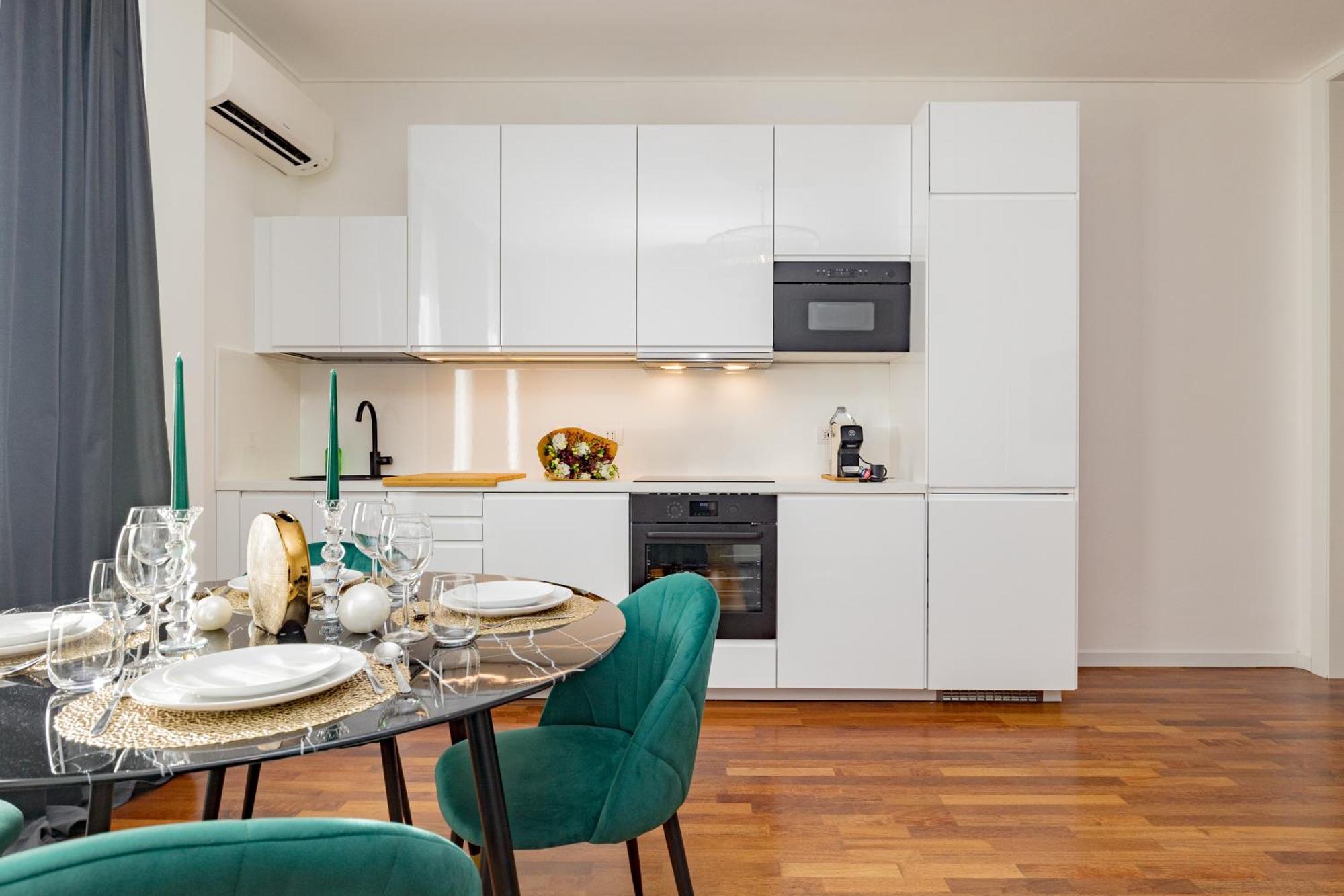 8 Luxury - Centro - Porta Venezia Leilighet *