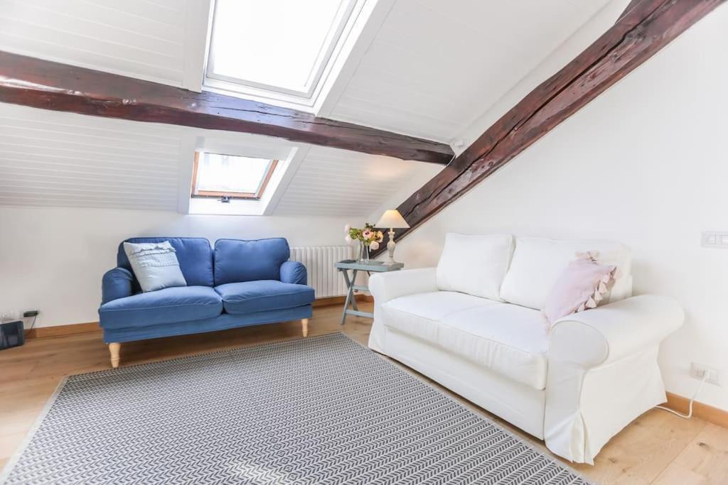 Shabby Chic Attic In Casa vacanze