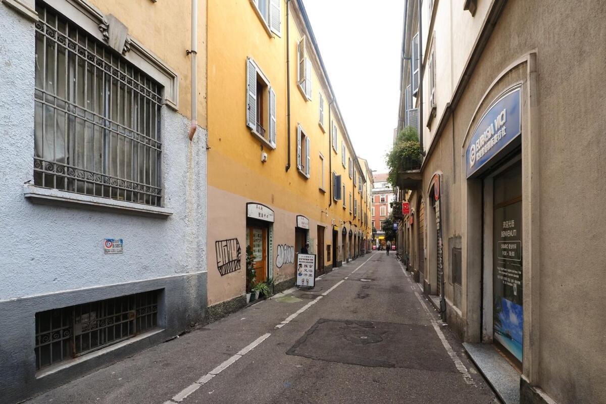 Charming In The Heart Of China Town * Milano
