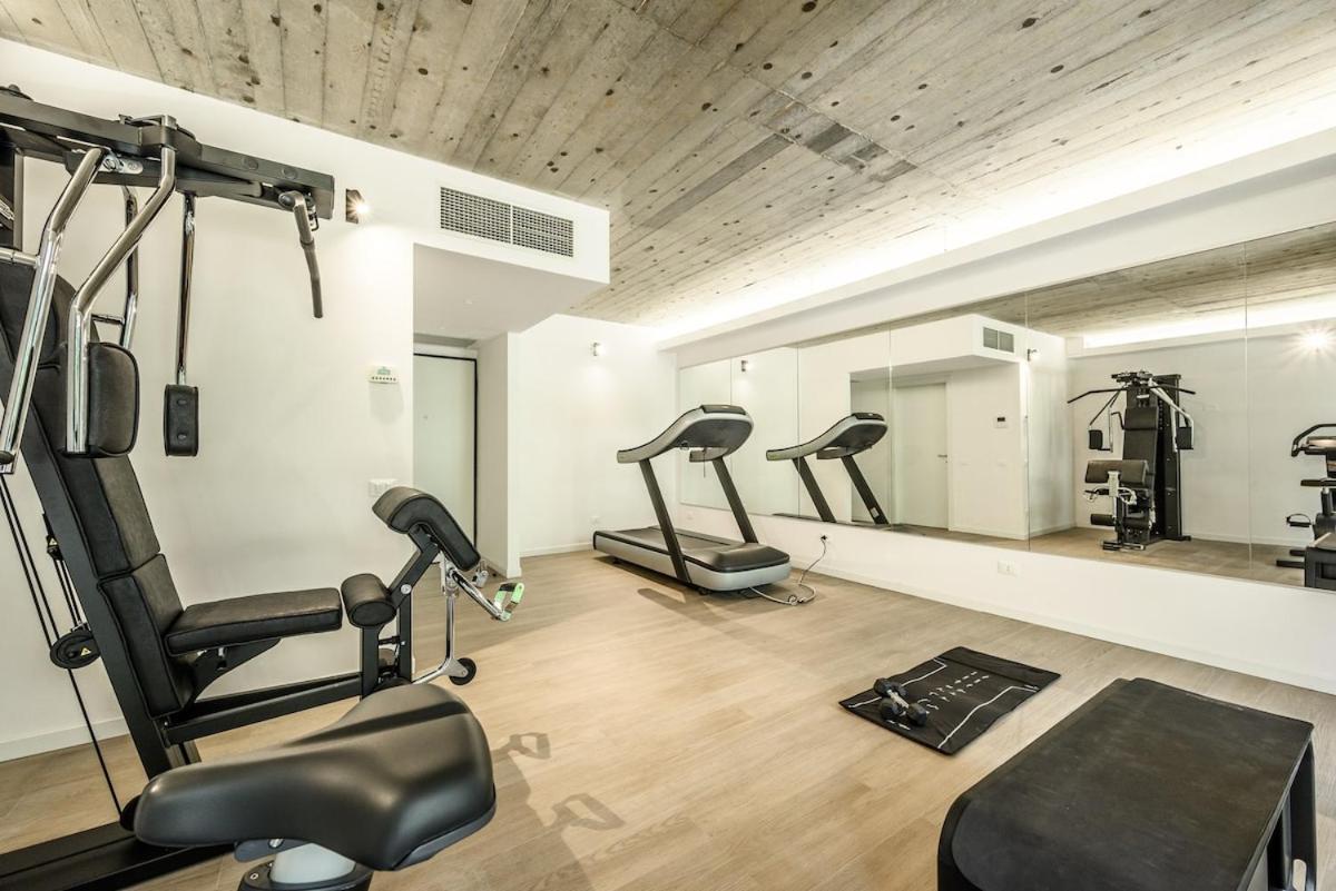 Free Parking - Duomo Bilocale - Private Gym- Metropolitana Leilighet *
