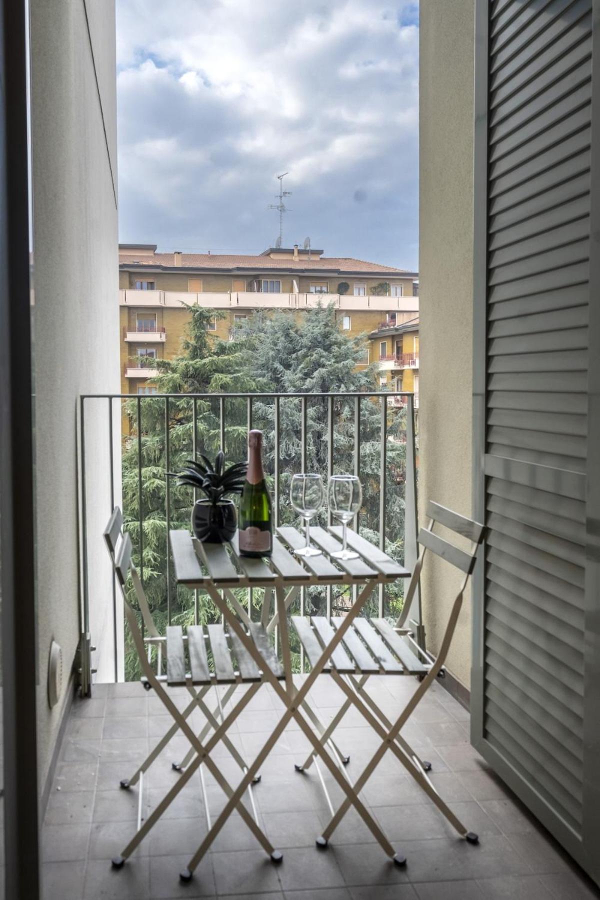 Free Parking - Duomo Bilocale - Private Gym- Metropolitana Milano