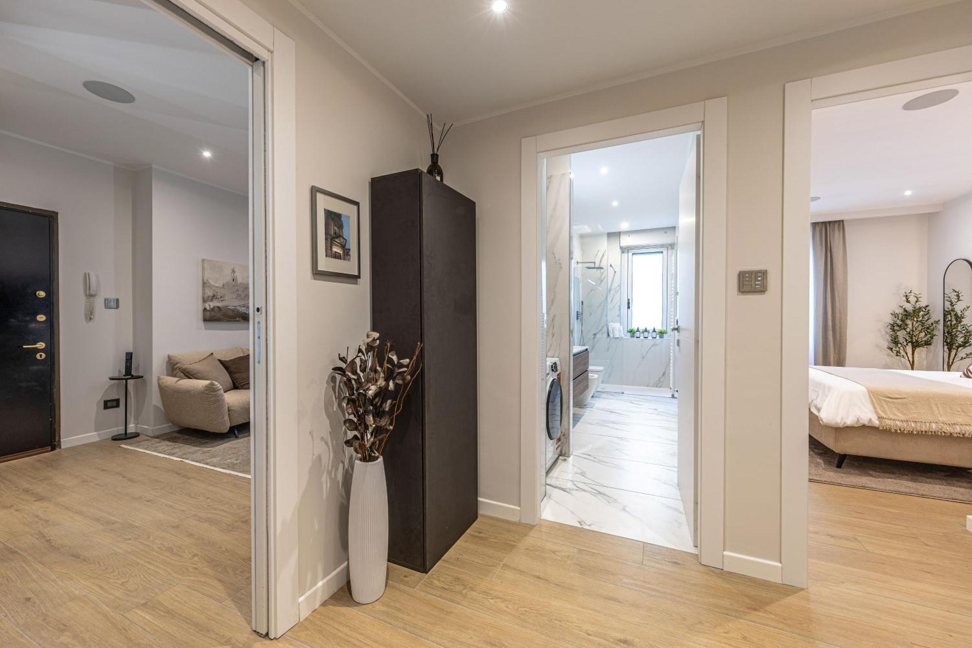 Luxury 2 Bedroom In *
