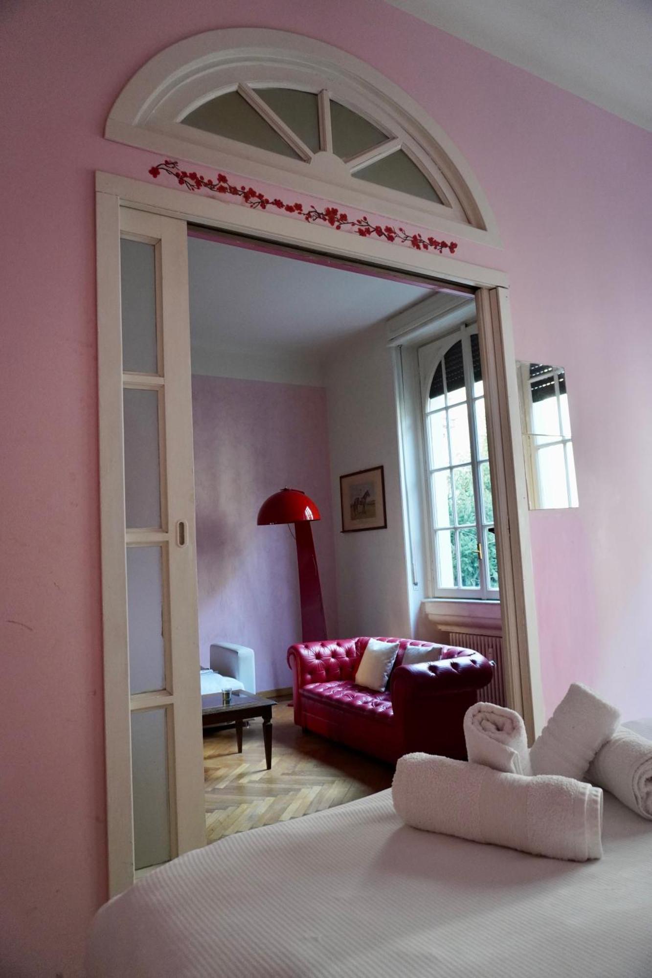 Eschilo In Rosa: Charme E Design Appartamento *