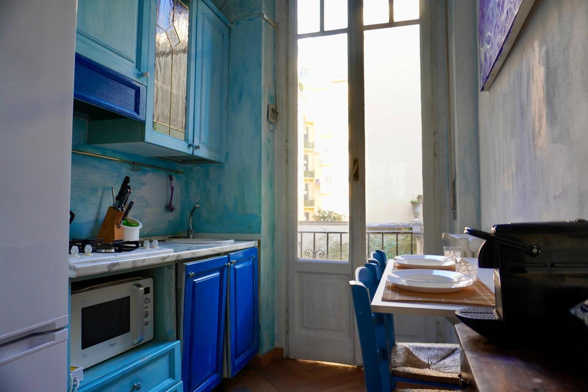 Eschilo In Rosa: Charme E Design * Milano
