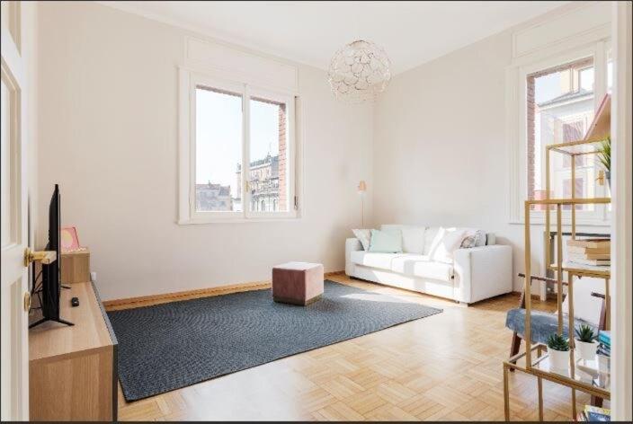 Barbara's Place Milan