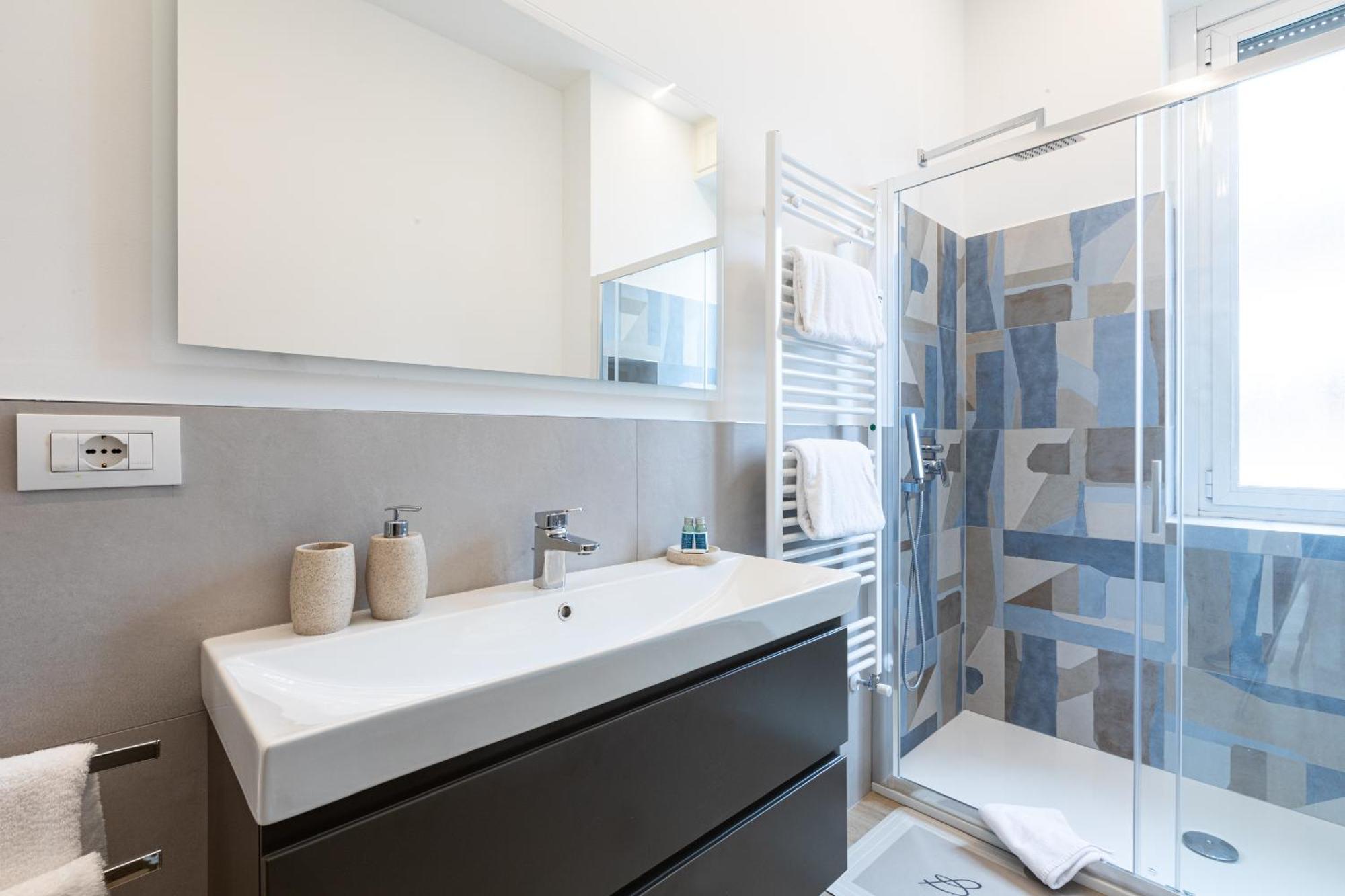 Certosa Enchanting With Balcony - Collection Apartment *