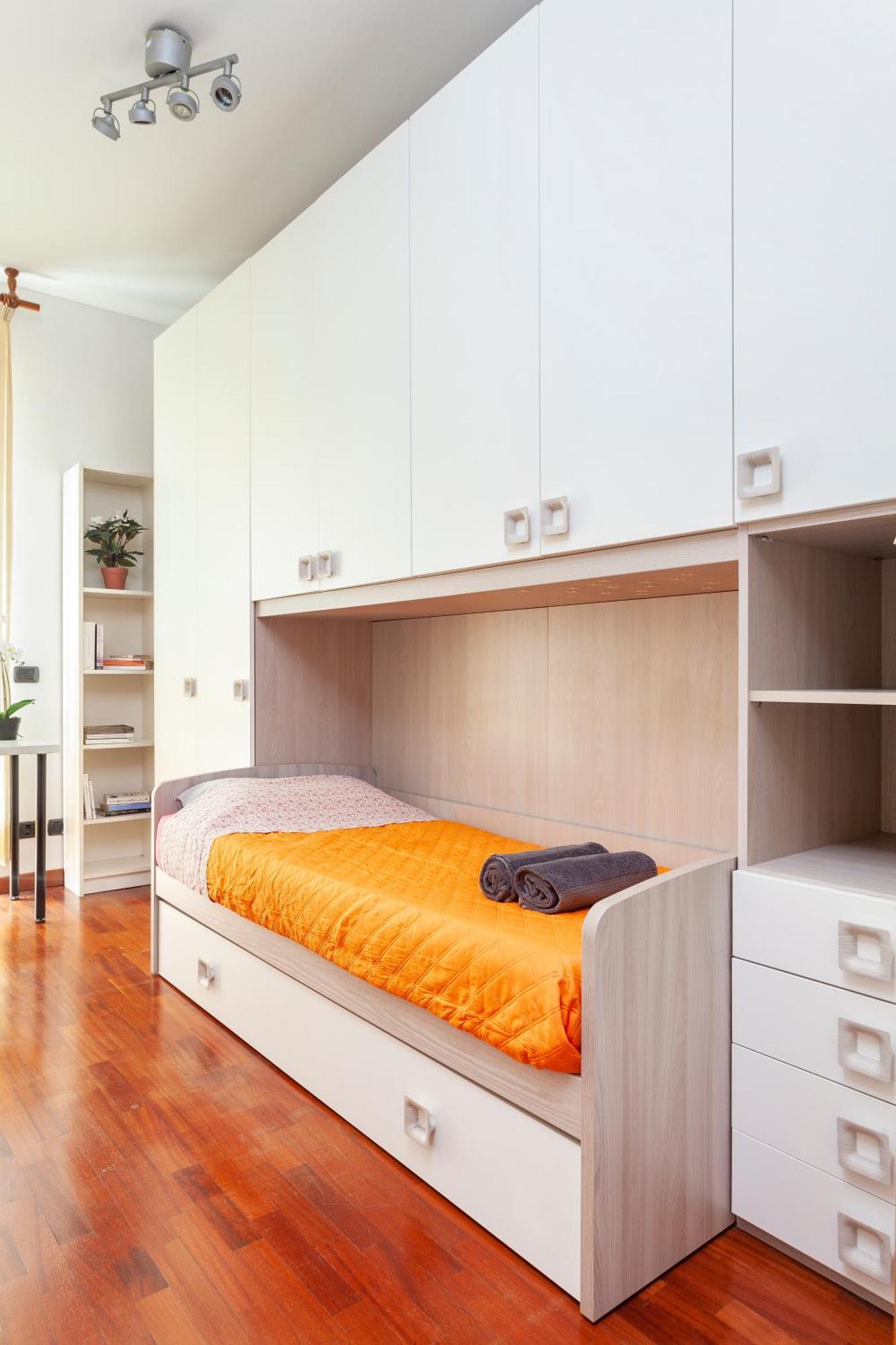 Appartement Stazione - Ariel - Luminoso Con Terrazzo Milaan