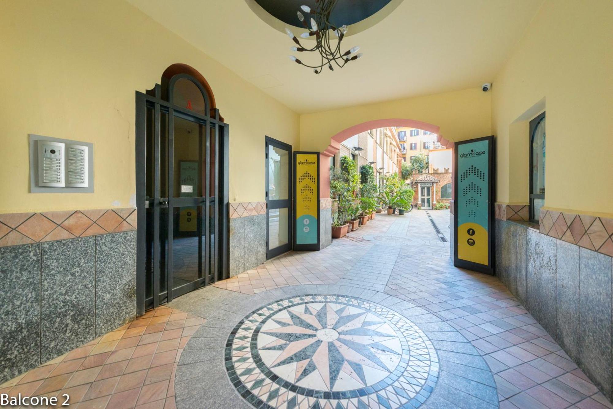 Sunflower Apartment Milan