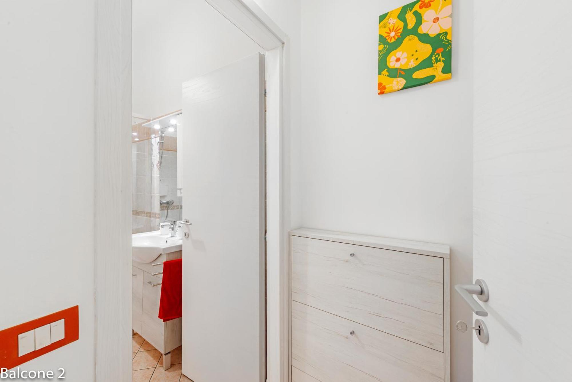 Sunflower Apartment