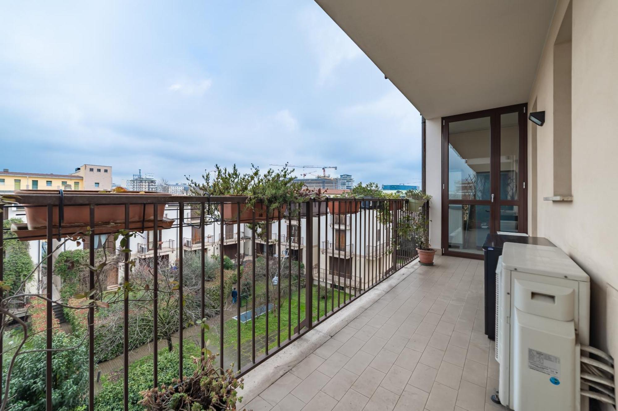 Appartamento 10 Minutes From Bocconi, Elegance And Comfort *