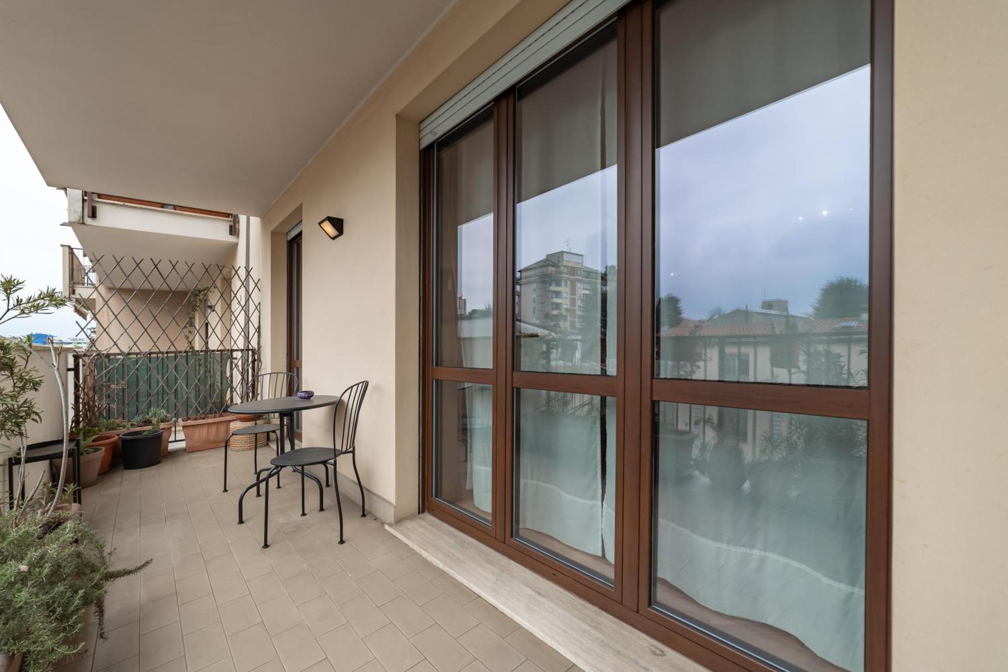 Appartamento 10 Minutes From Bocconi, Elegance And Comfort Milano