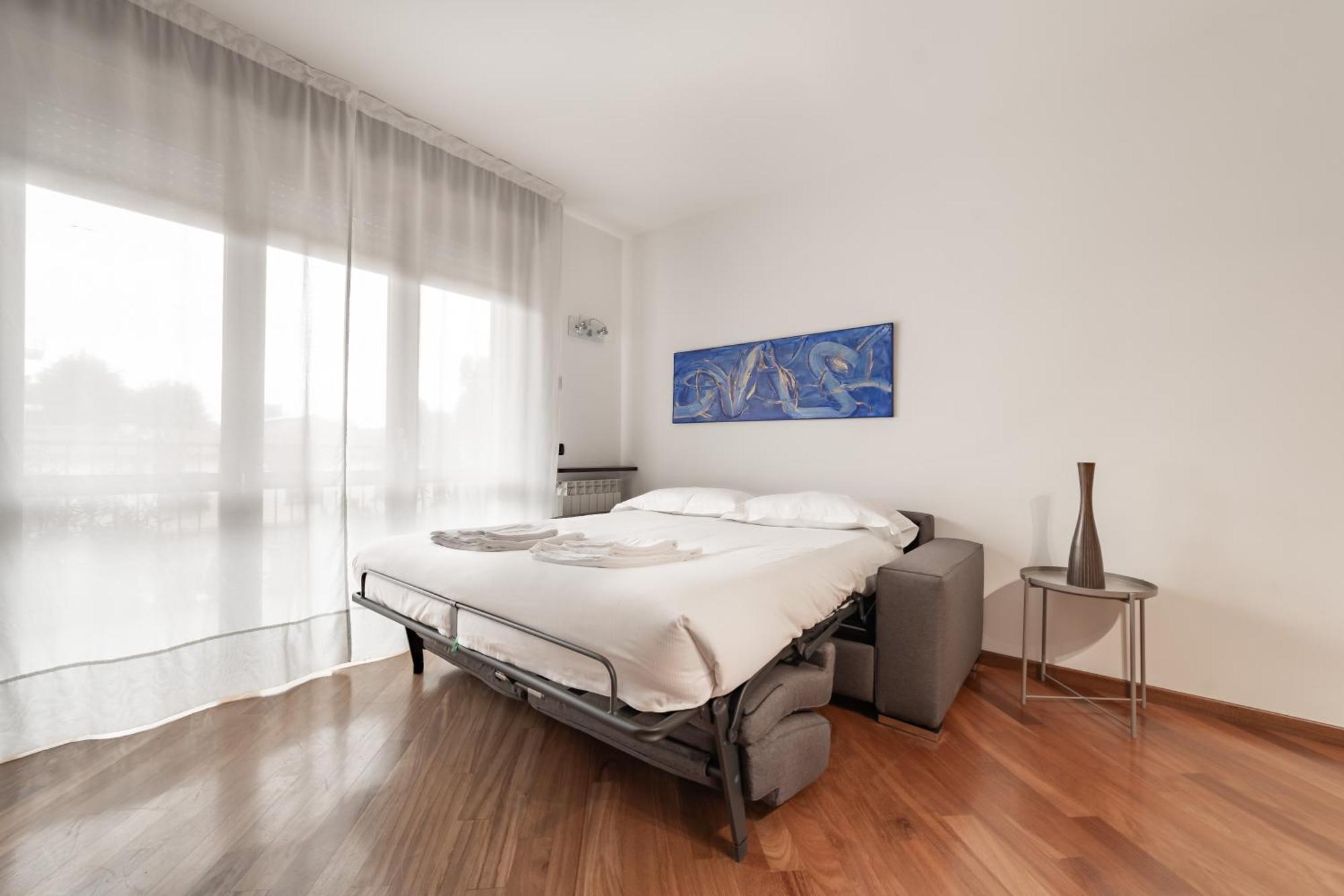 10 Minutes From Bocconi, Elegance And Comfort * Milano