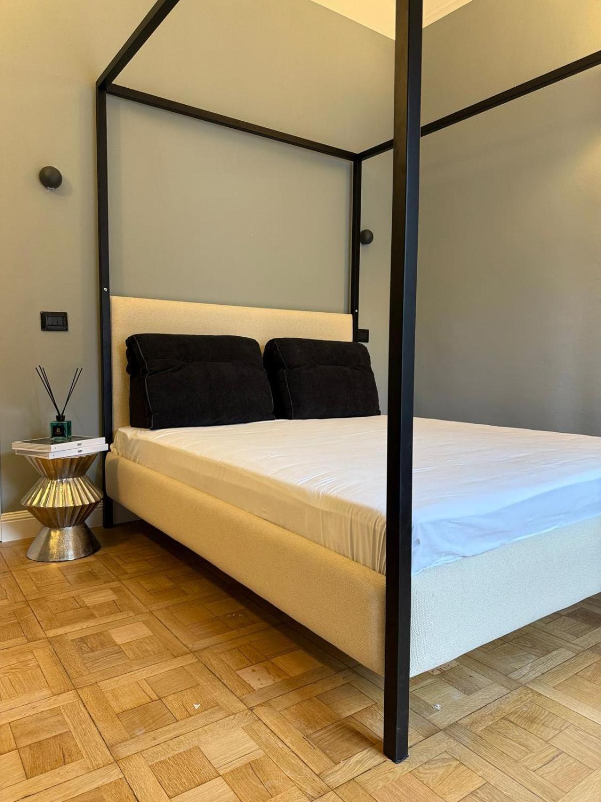 Comecasa 10 Min Walk From Duomo And Policlinico Mangiagalli Leilighet Milano