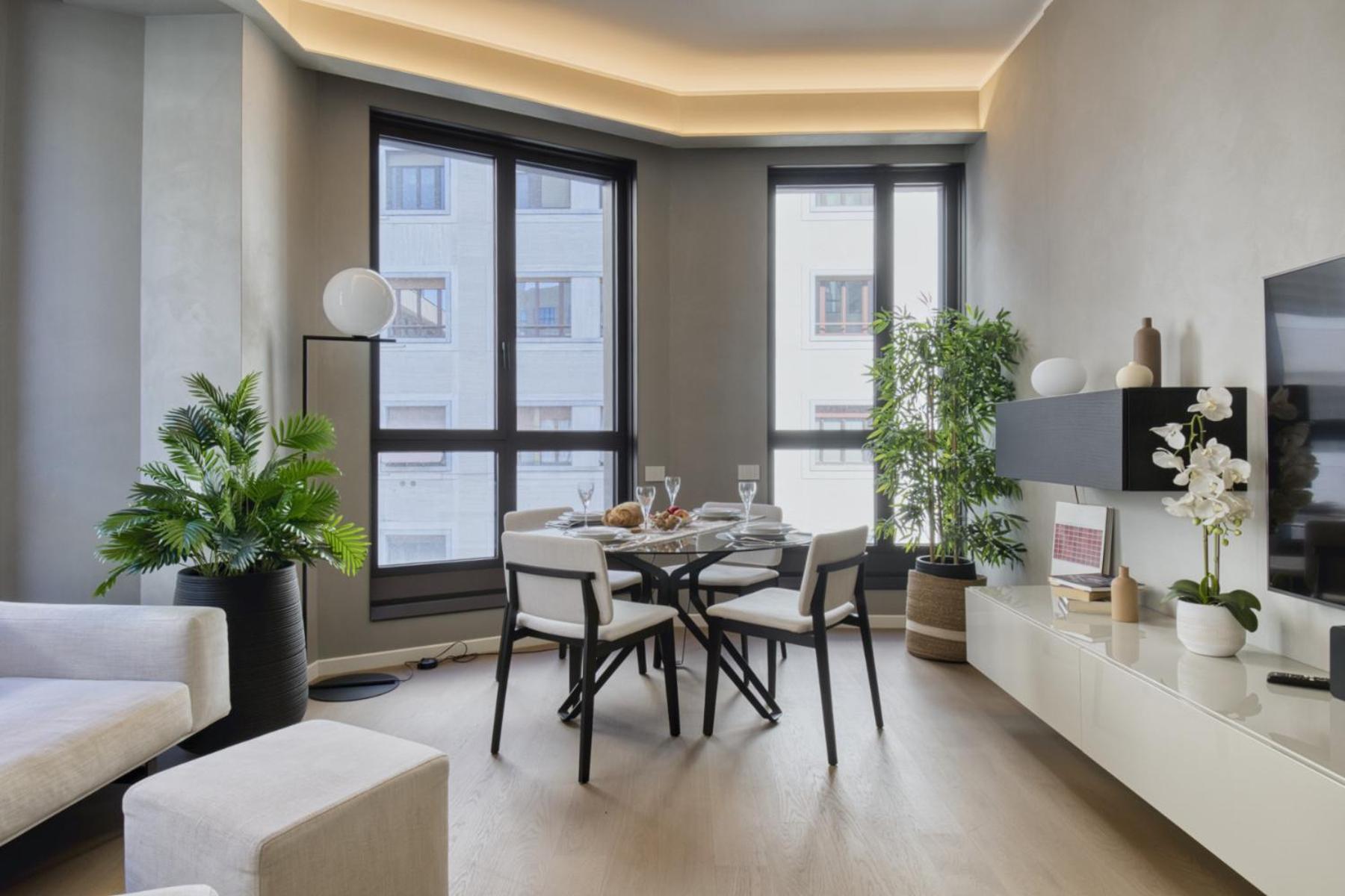 San Babila Tower With Panoramic Terrace Overlooking Duomo By Rentopolis Apartment *