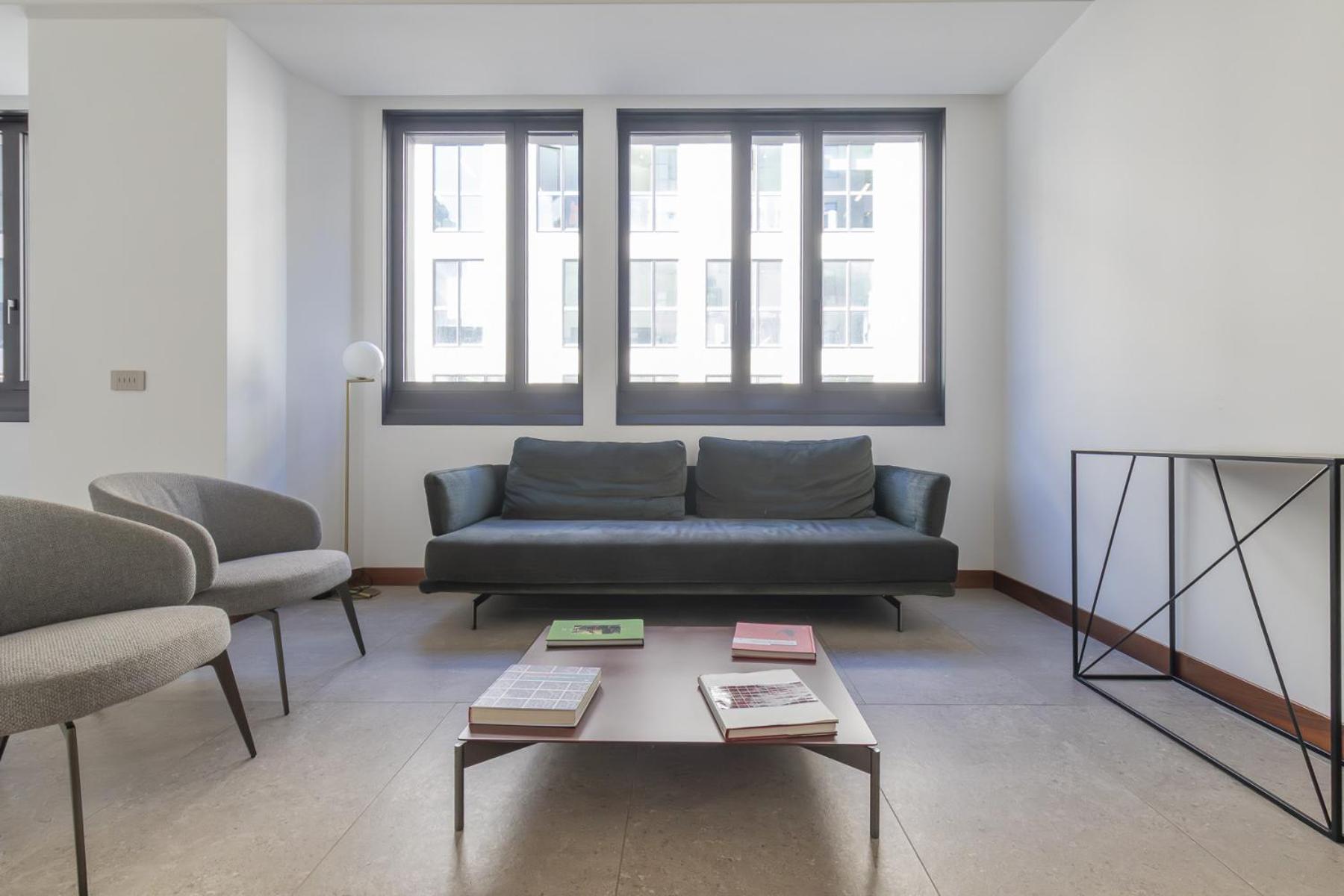 San Babila Tower With Panoramic Terrace Overlooking Duomo By Rentopolis Apartment *
