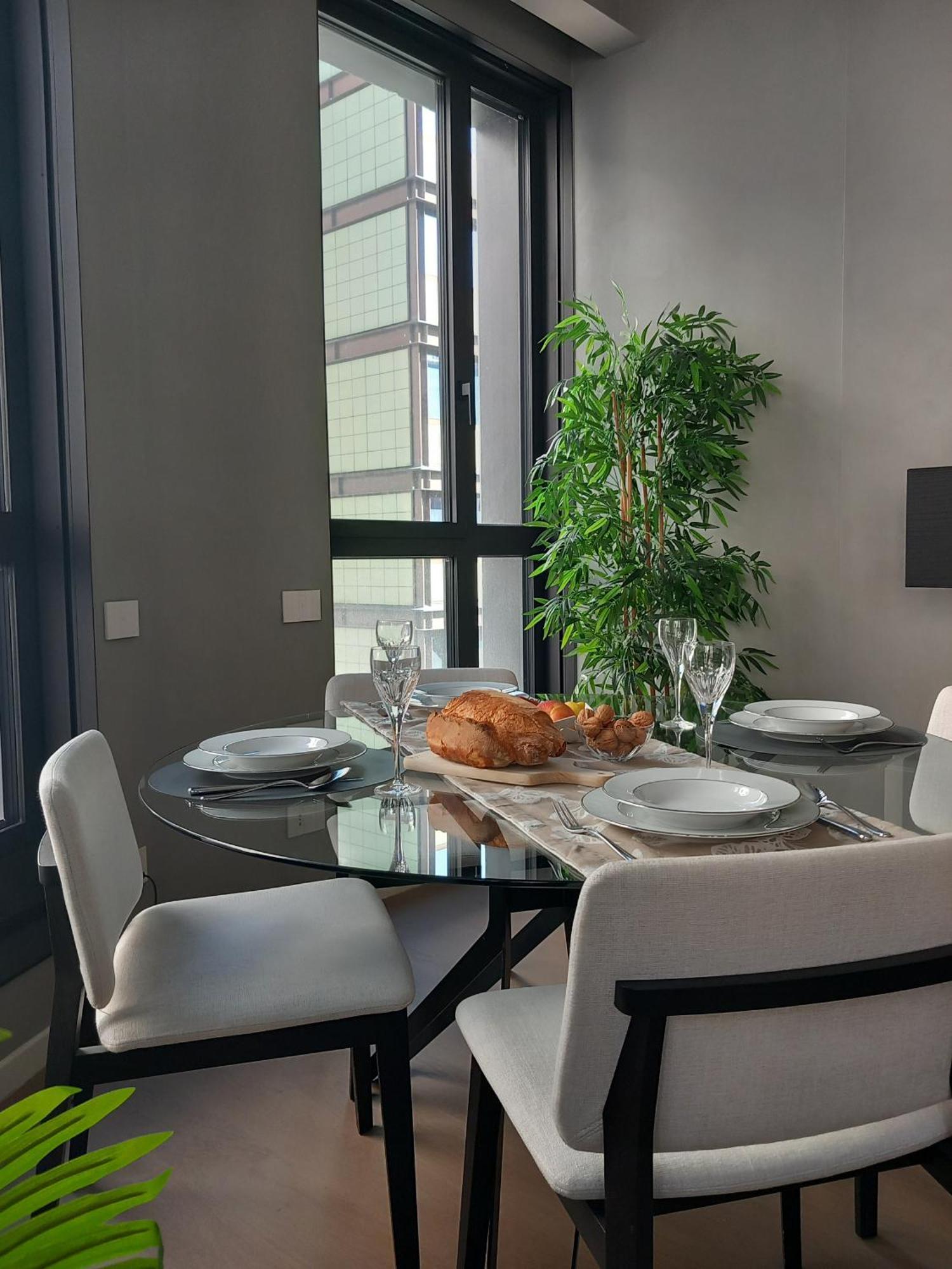 Apartment San Babila Tower With Panoramic Terrace Overlooking Duomo By Rentopolis Mailand