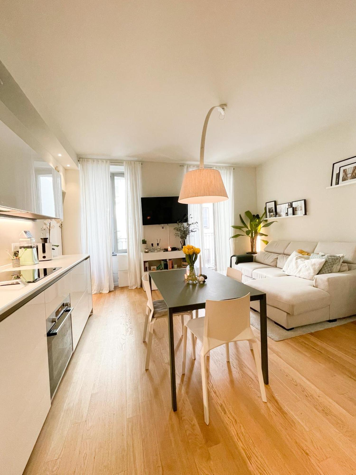 New Quiet And Design In The Heart Of Milano
