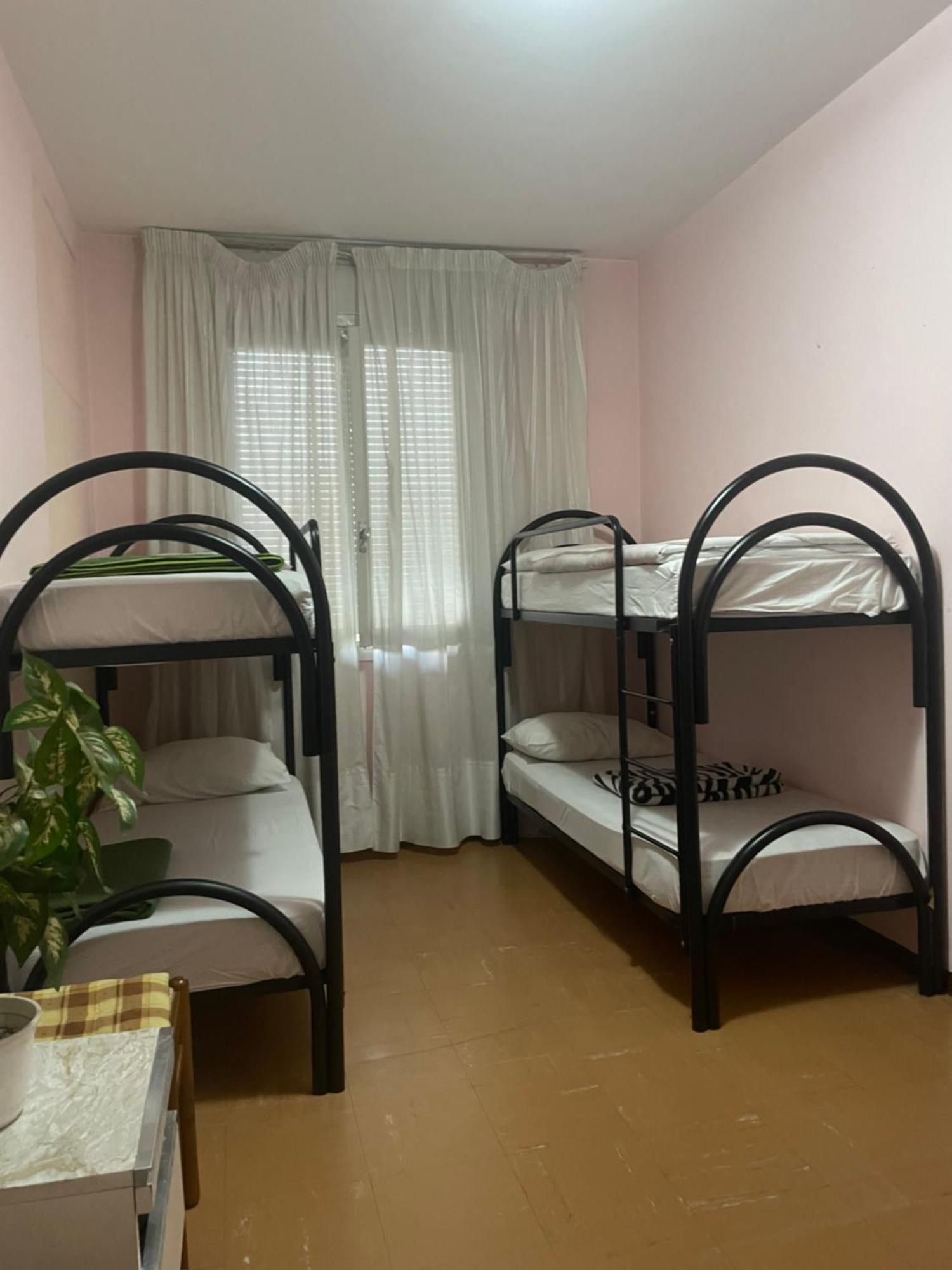 Homestay Famagosta Milan
