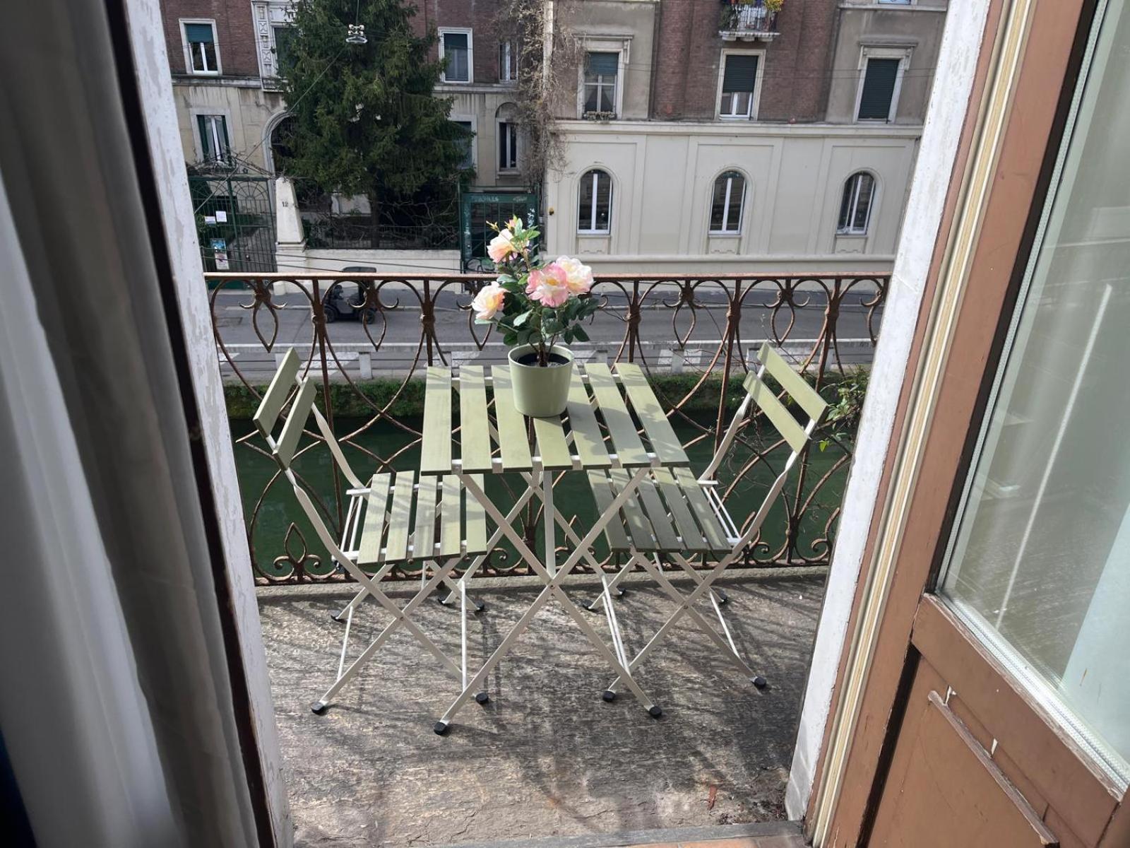 Navigli Darsena - Luxury With Balcony Milano