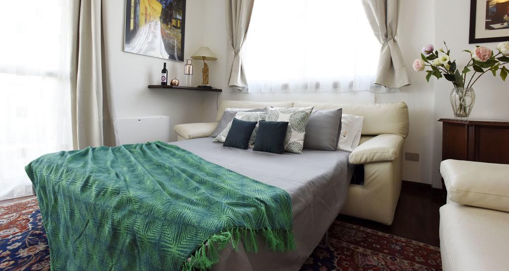 Altido Victorian Apt For 2 With Balcony And Free Parking *