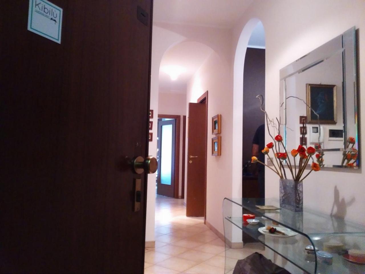Kibilu - Via Borsa * Mailand
