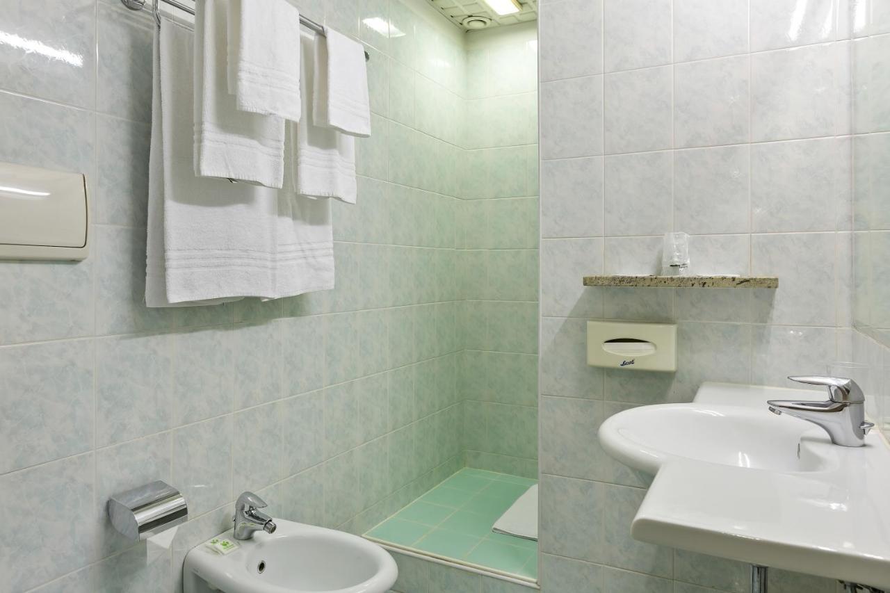 Ginosi Arizona Hotel Milan