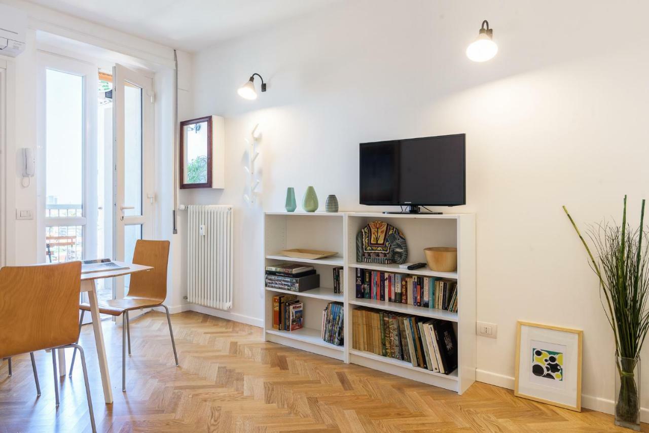 Joivy Homey 1-bed With View Near Citylife Apartment