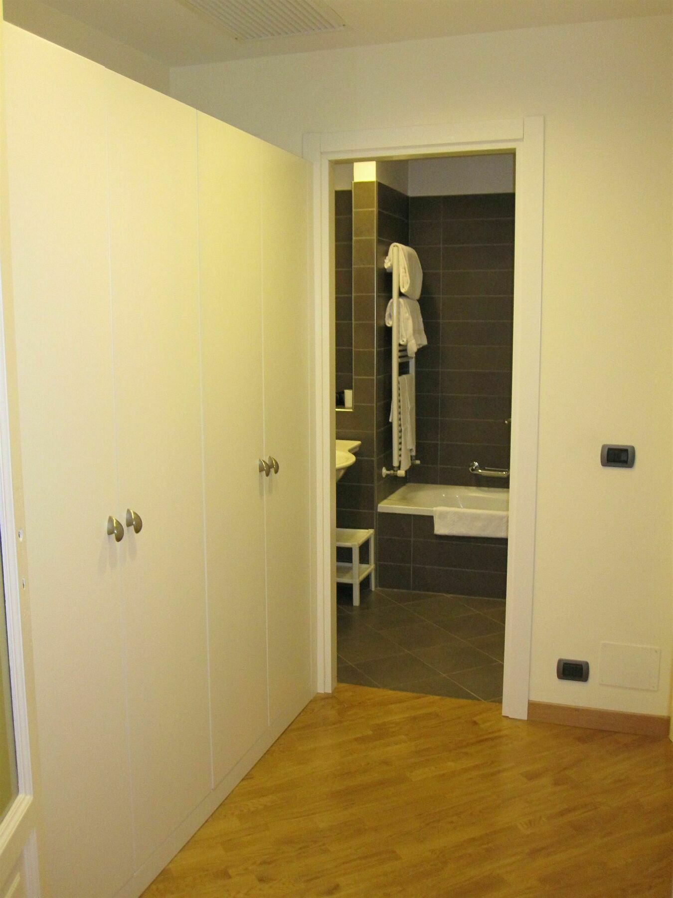 Aparthotel De La Gare Milan