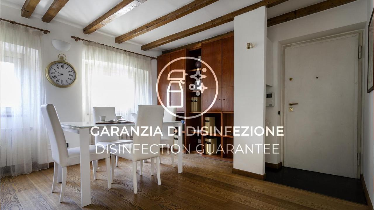 Italianway-corso Monforte * Milano