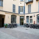 Area Milano Apartments - Tadino 17 close to Central Station