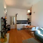 Charming Ringhiera House In The Heart Of Milan