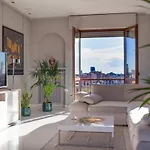 Stelvio Rooftop - Penthouse Skyline With Terrace And Jacuzzi