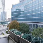 Easylife - Moderno E Fresco Trilocale In Uno Dei Quartieri Piu Moderni Della Citta Gioia-Porta Nuova