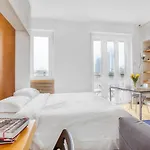 Joivy Vibrant Studio With Balcony