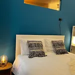 Regina Milano Ai Navigli - Sky Tv, Wifi And Breakfast Box