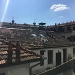 Governo Provvisorio House
