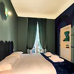 Luxury Apartment 2 Bedrooms And 2 Baths In Milan Downtown With Ac, Wifi, Subway Aiport Conneted