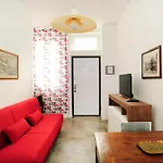 Marco Polo Apartment