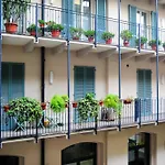 Marco Polo Apartment